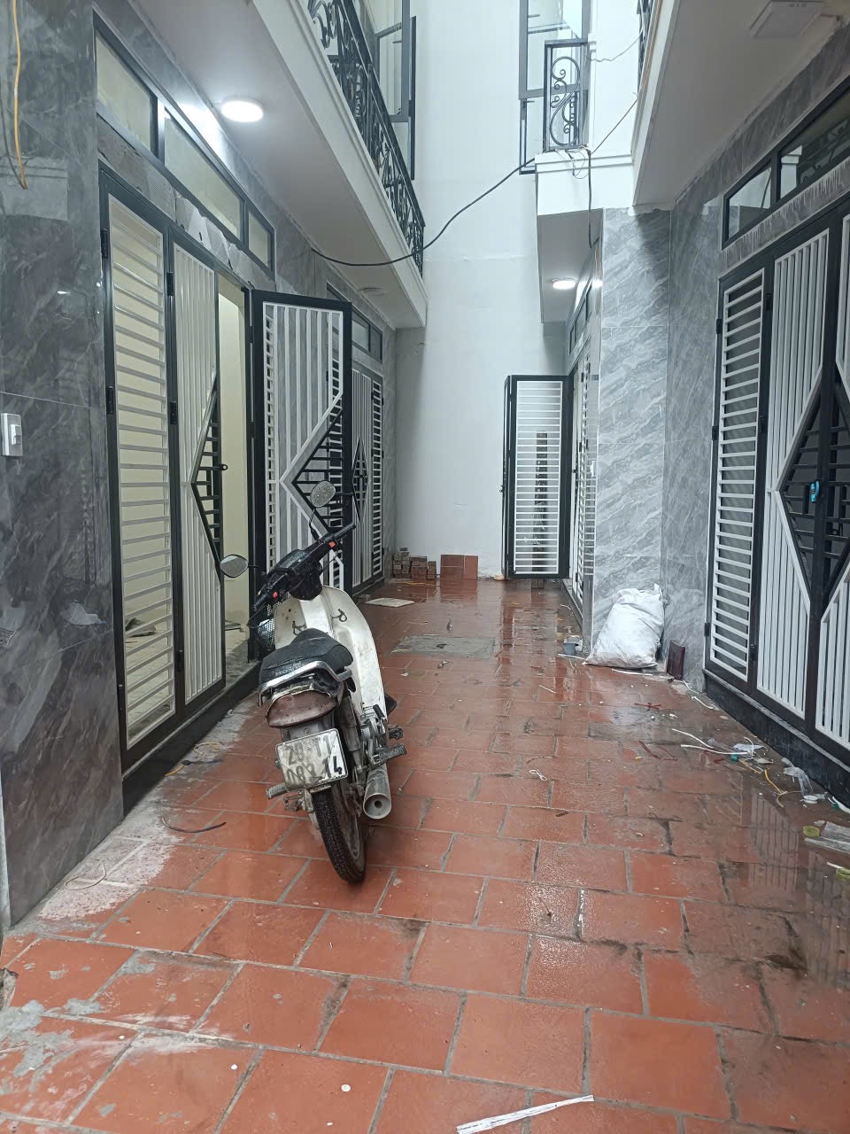 Nhà cho thuê nguyên căn 3 phòng tại Ngõ 33 Tổ 6 Đa Sỹ, Hà Đông