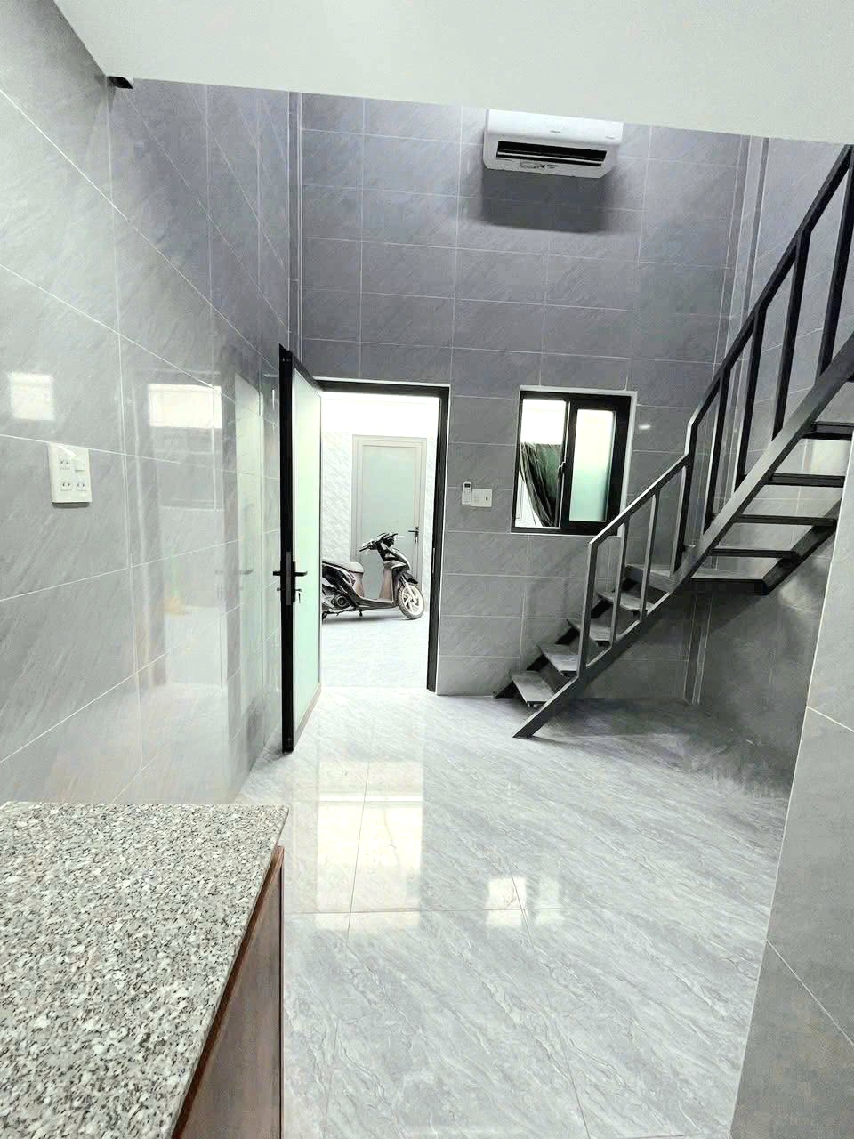 Cho thuê phòng trọ Nguyễn Phúc Chu, Tân Bình - Tiện nghi đầy đủ-2